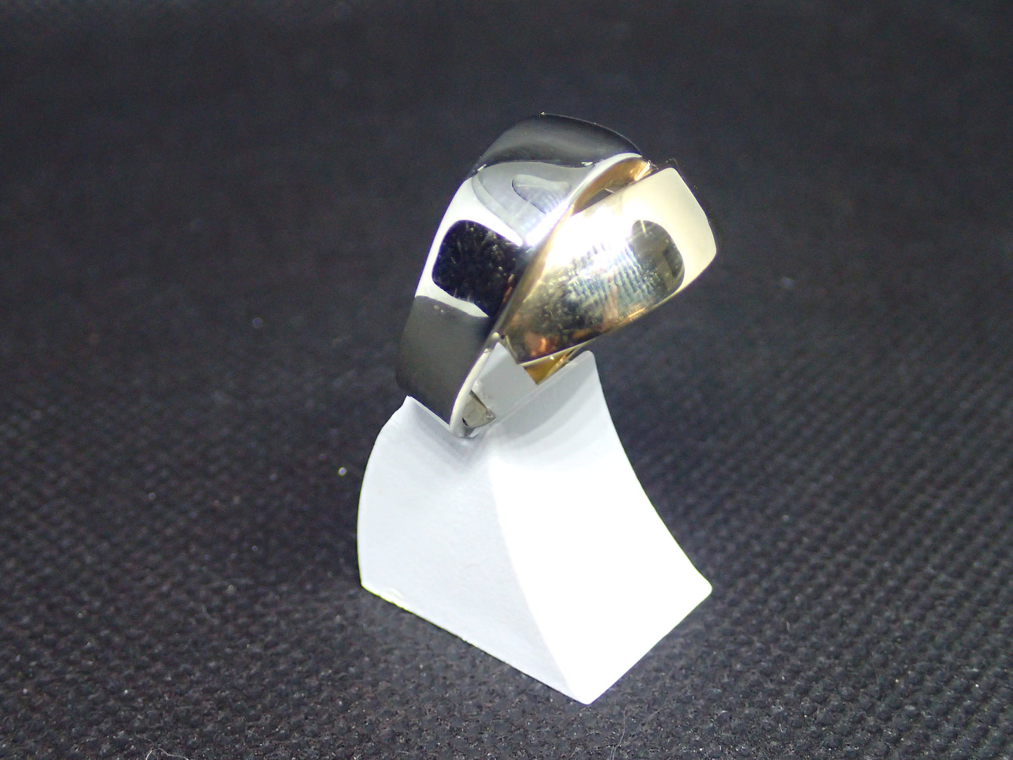 Bague bicolore en or jaune 750/ème de 10g / Bijoux d'occasion