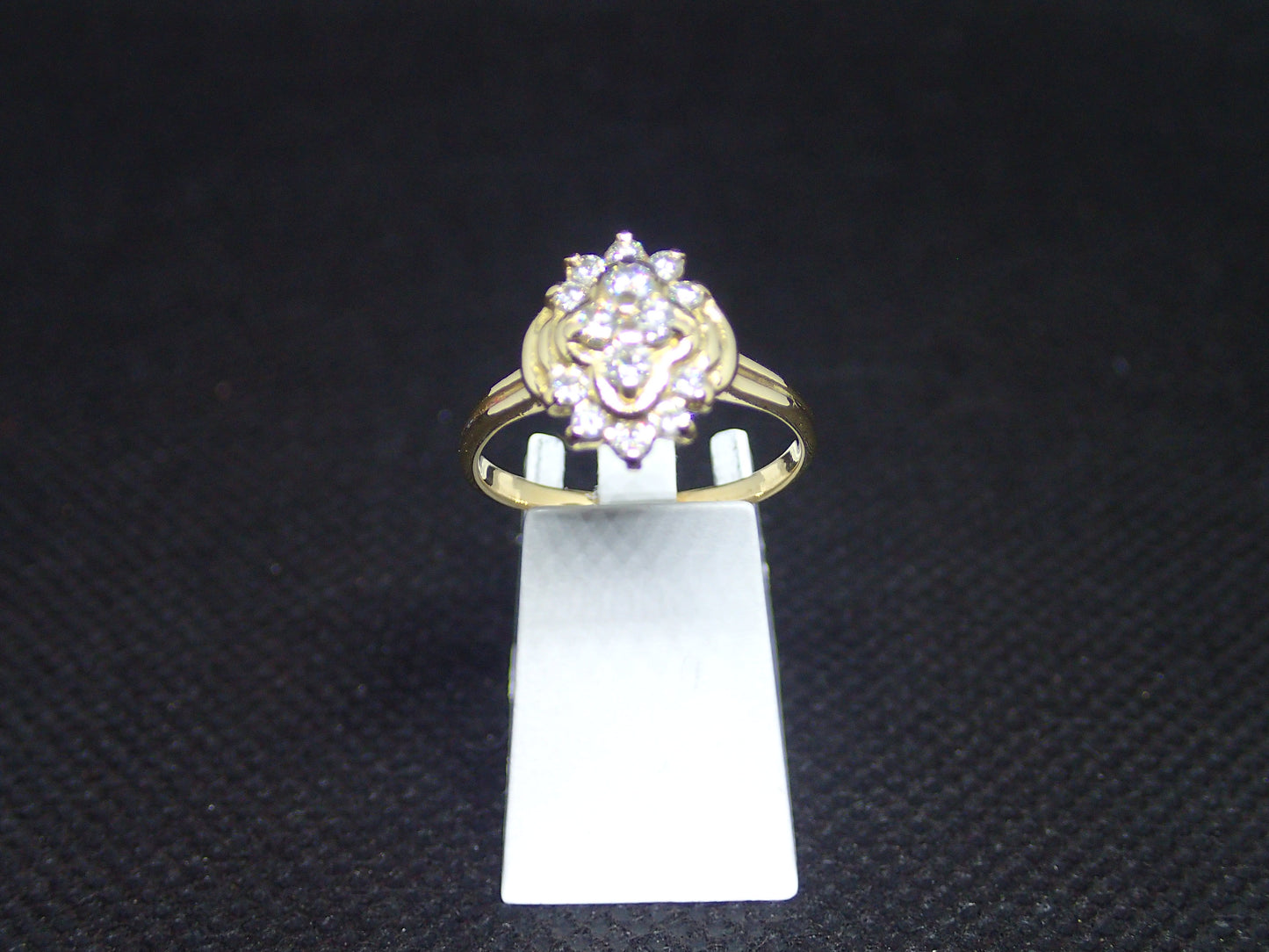 Bague rétro en or jaune 750/ème de 2.83g, diamant / Bijoux d'occasion