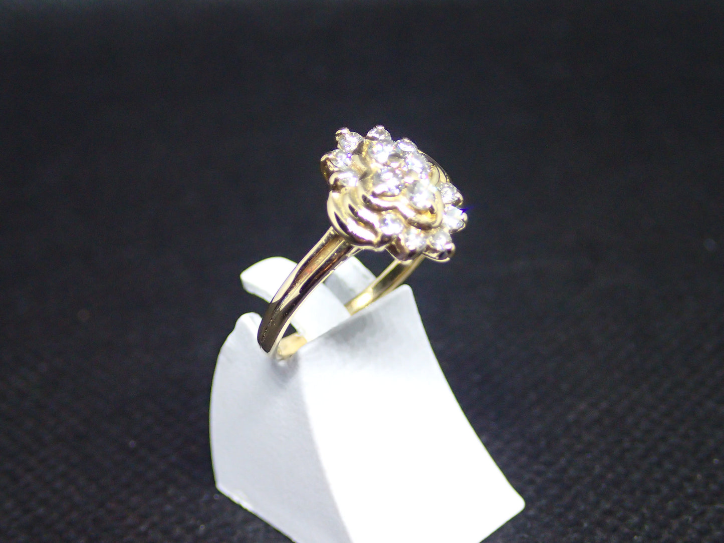 Bague rétro en or jaune 750/ème de 2.83g, diamant / Bijoux d'occasion