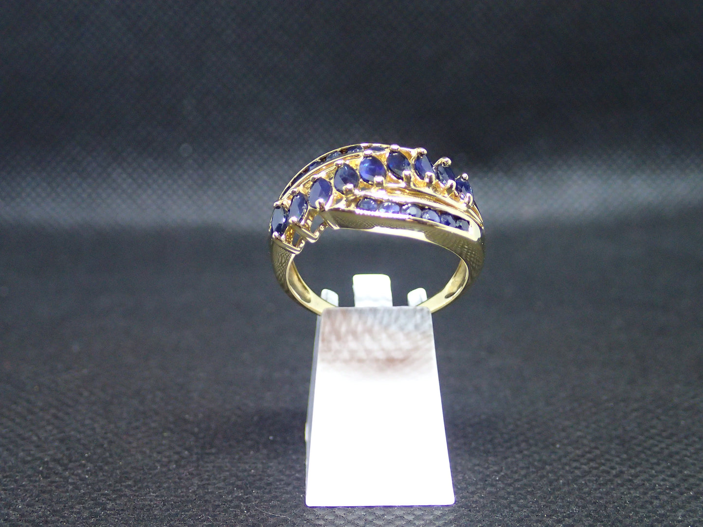 Bague en or jaune 750/ème de 5.08g, saphir / BIjoux d'occasion