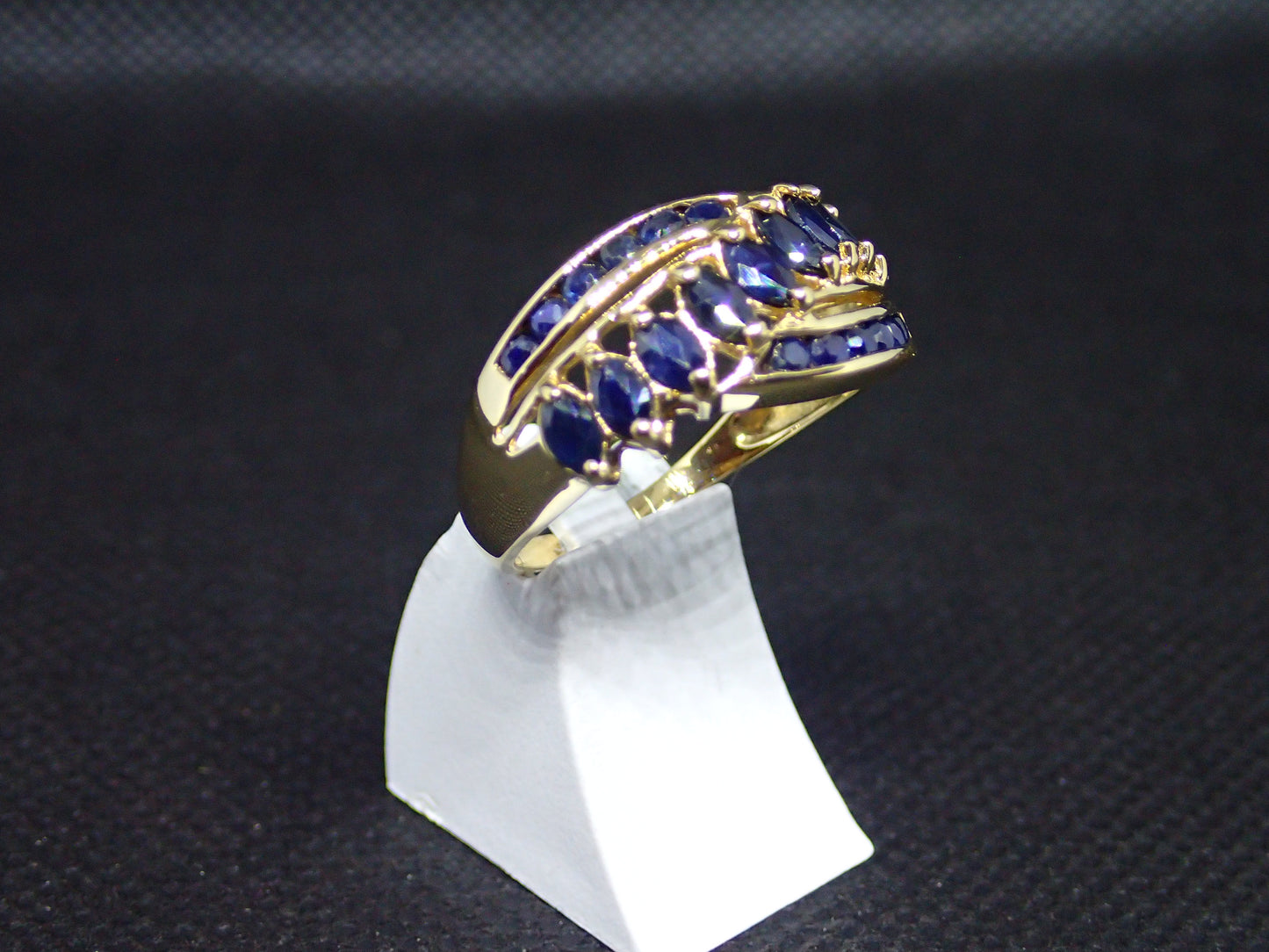 Bague en or jaune 750/ème de 5.08g, saphir / BIjoux d'occasion