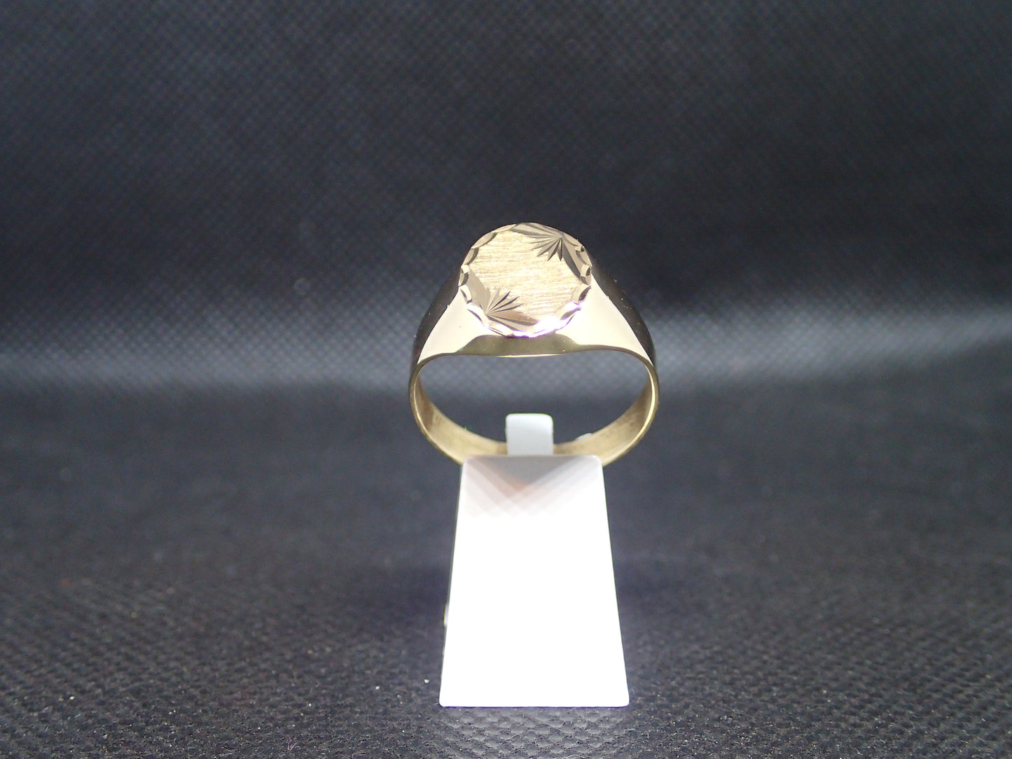 Chevalière en or jaune 750/ème de 4.36g / Bijoux d'occasion