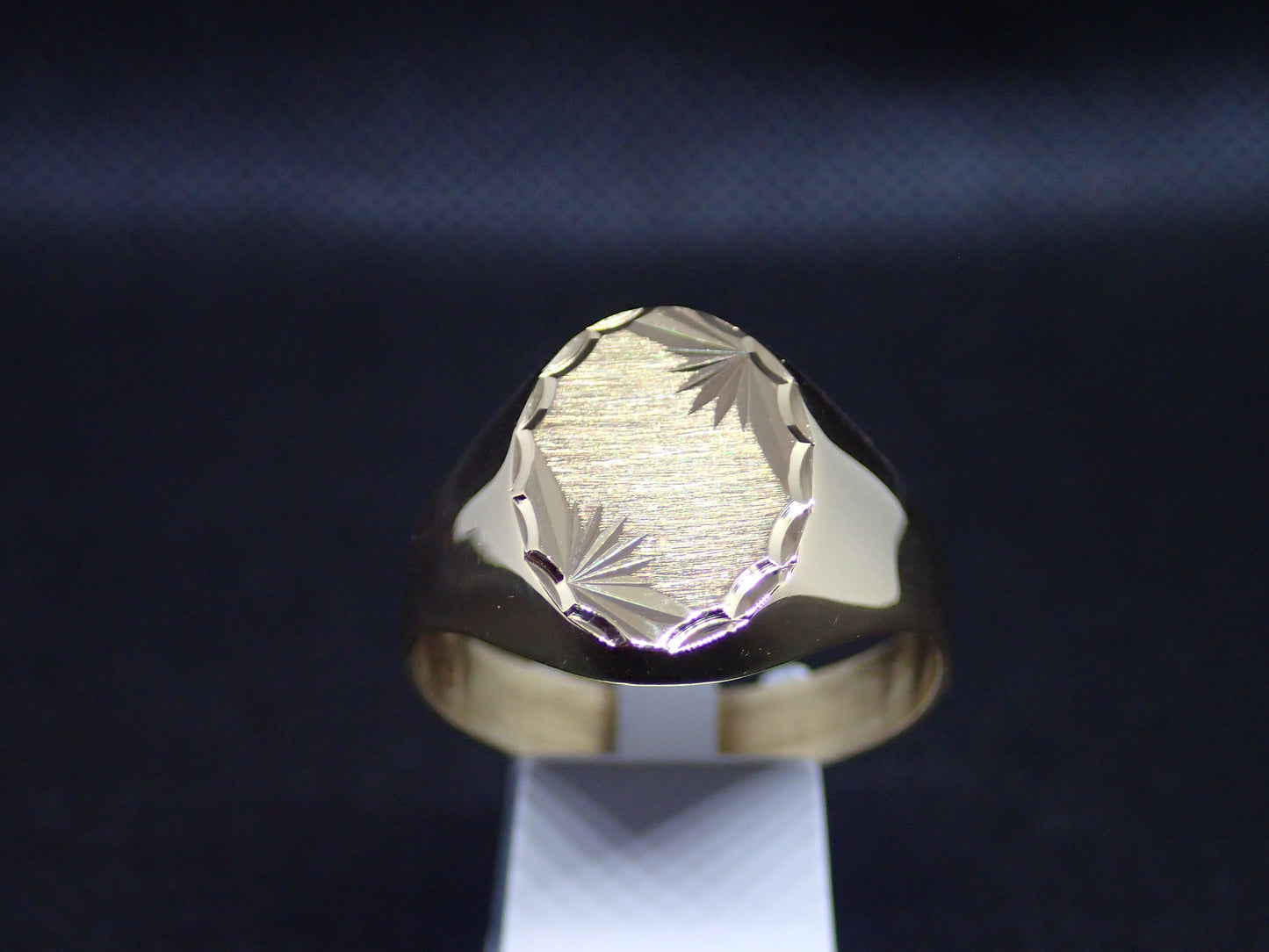 Chevalière en or jaune 750/ème de 4.36g / Bijoux d'occasion
