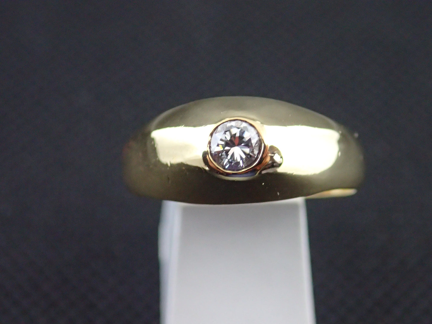 Jonc anglais en or jaune 750/ème de 6.14g, diamant / Bijoux d'occasion