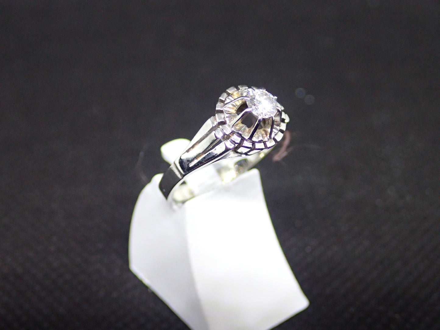 Solitaire en or blanc 750/ème de 3g, diamant / Bijoux d'occasion