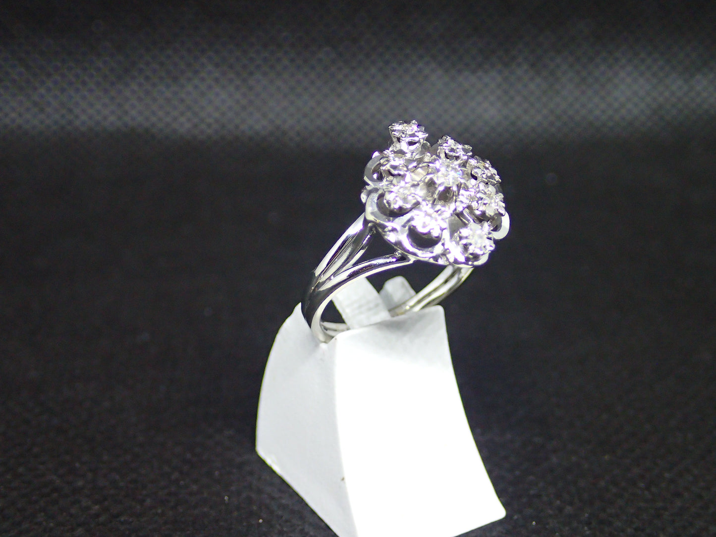 Bague rétro en or blanc 750/ème de 4.38g, diamant / Bijoux d'occasion