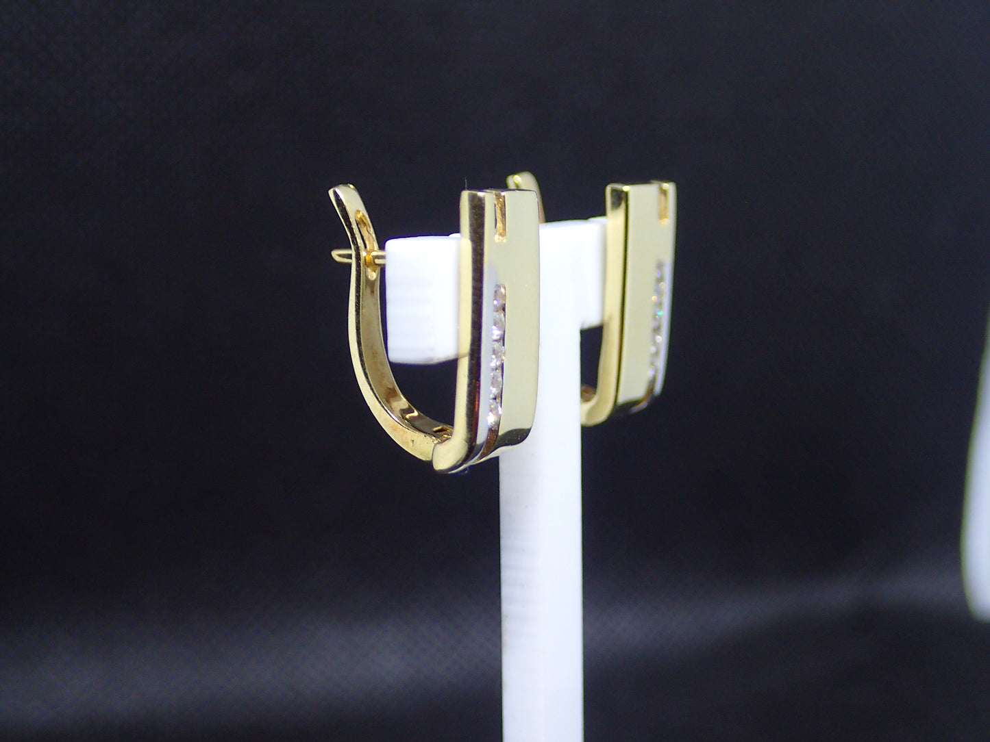Boucle d'oreille en or jaune 750/ème de 4.77g, oxyde / Bijoux d'occasion