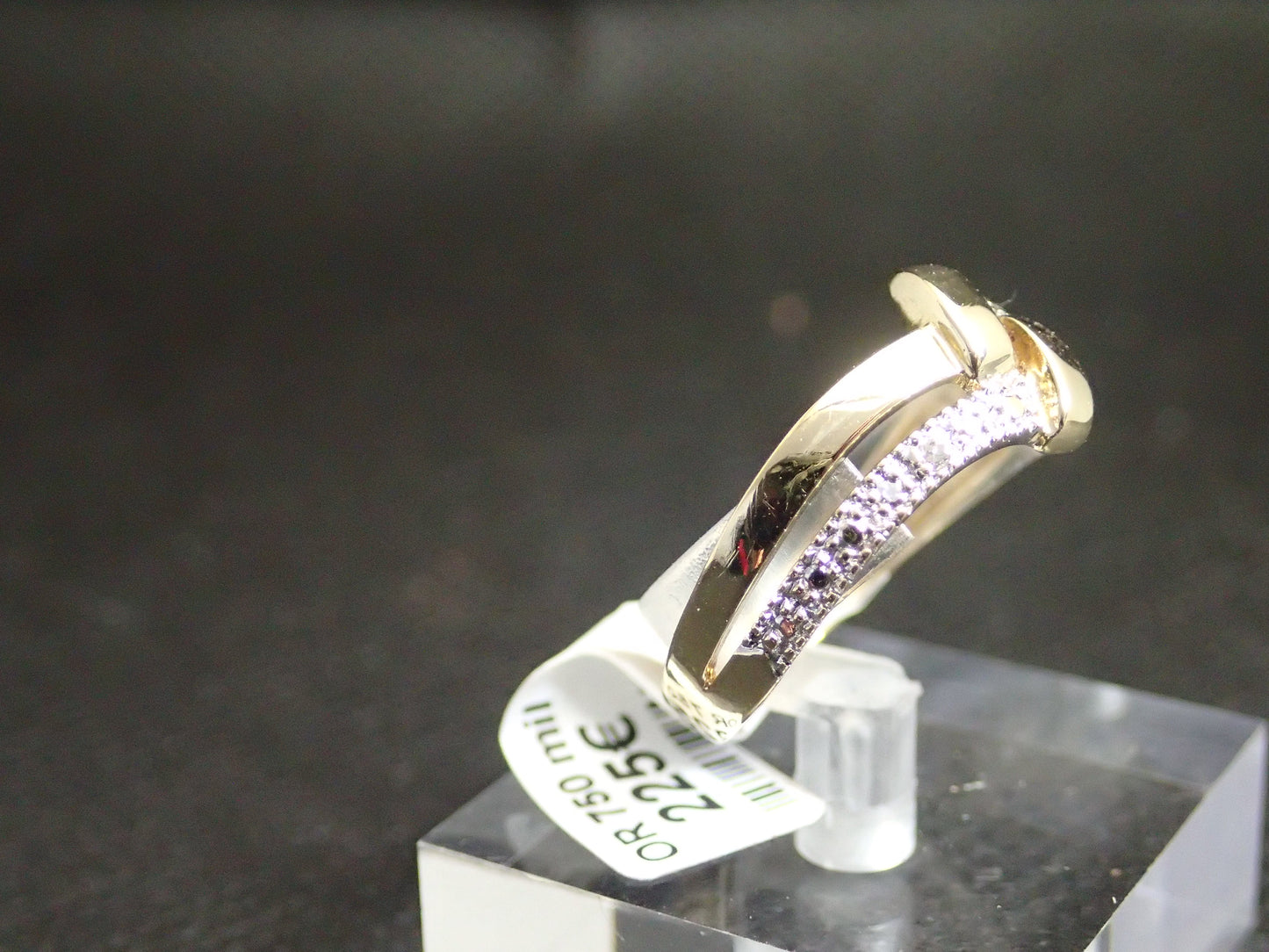 Bague en or jaune 750/ème de 2.70g diamant / Bijoux d'occasion