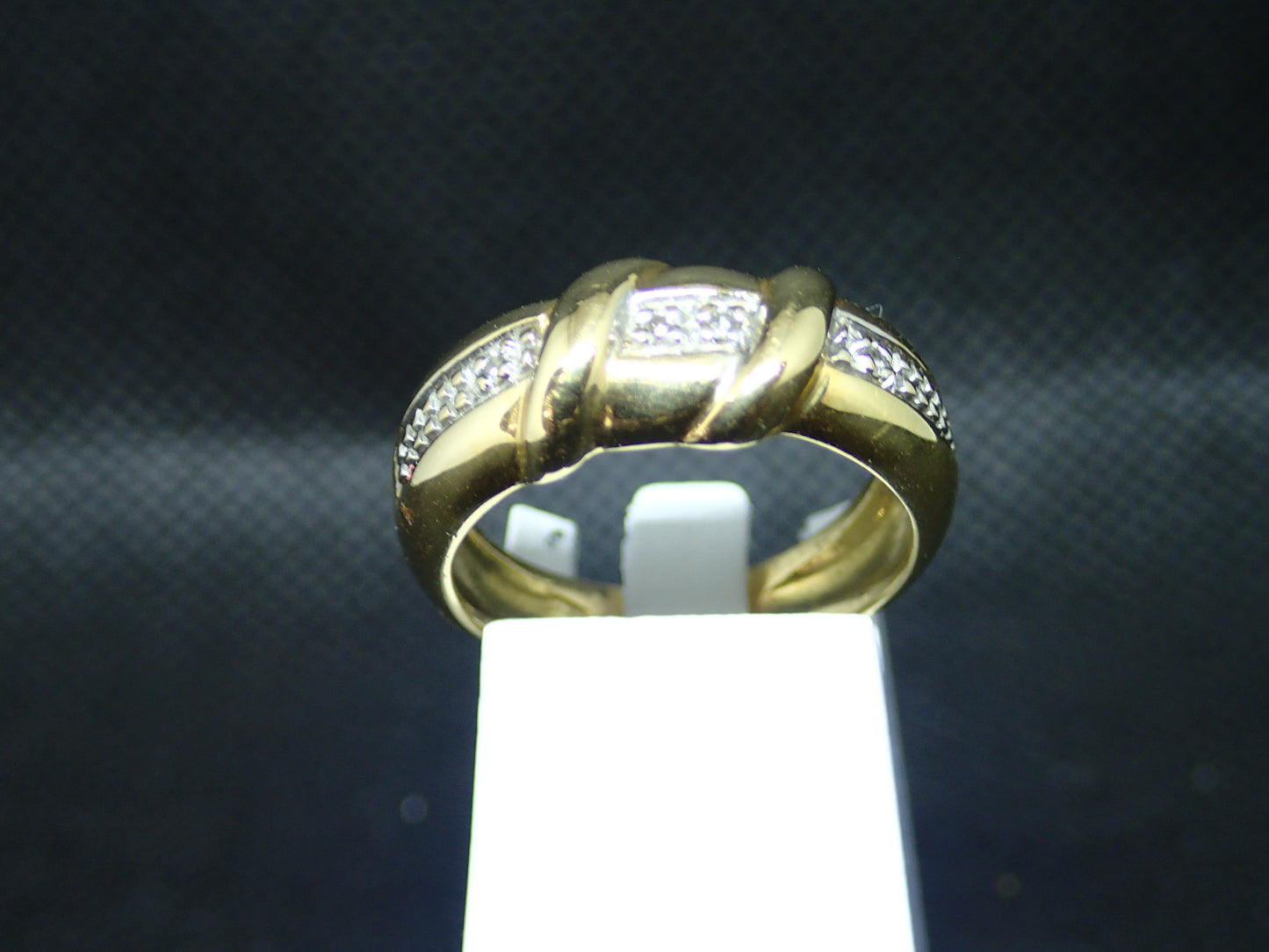 Bague en or jaune 750/ème de 4.70g, diamant / Bijoux d'occasion