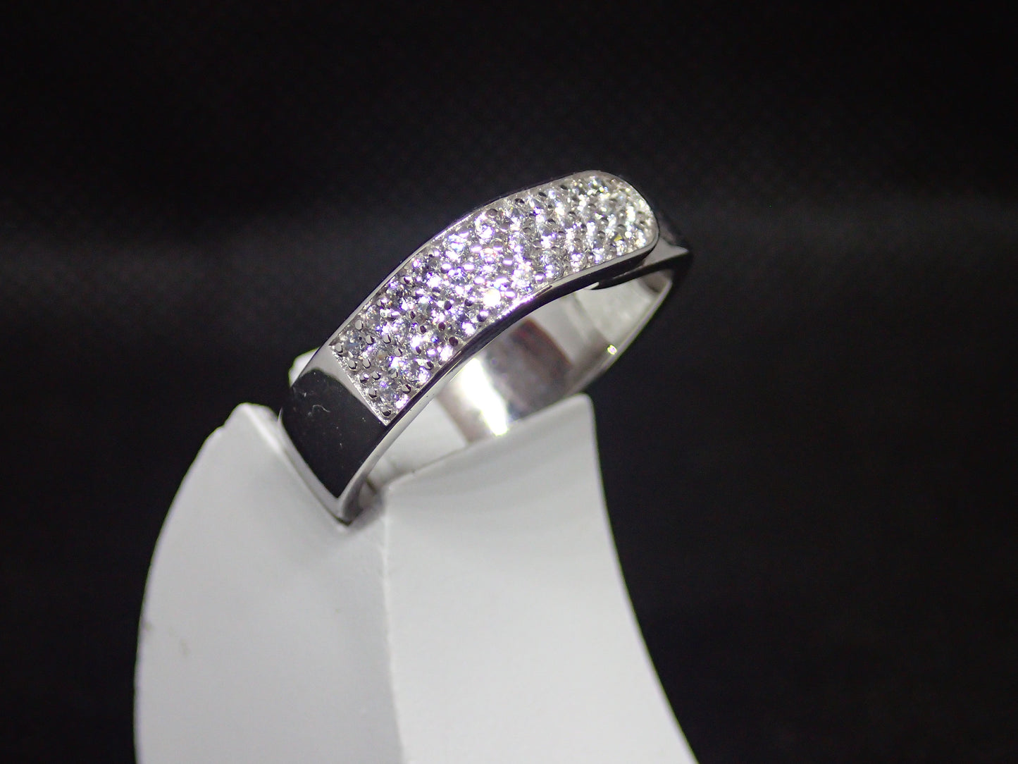 Bague en argent rhodié de 4.6g, oxyde / Bijoux d'occasion