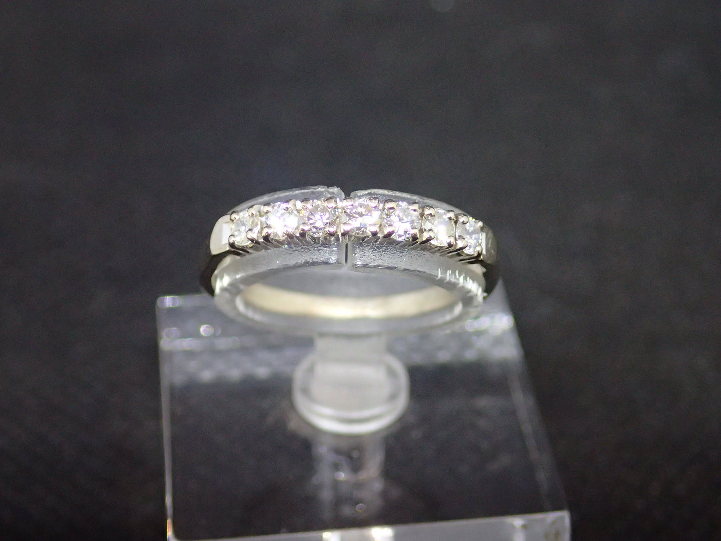 Bague en or blanc 750/ème de 1.66g, diamant / Bijoux d'occasion