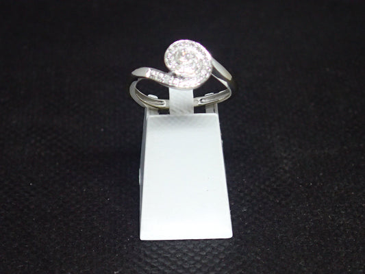 Bague en or blanc 750/ème de 2.07g, diamant / Bijoux d'occasion