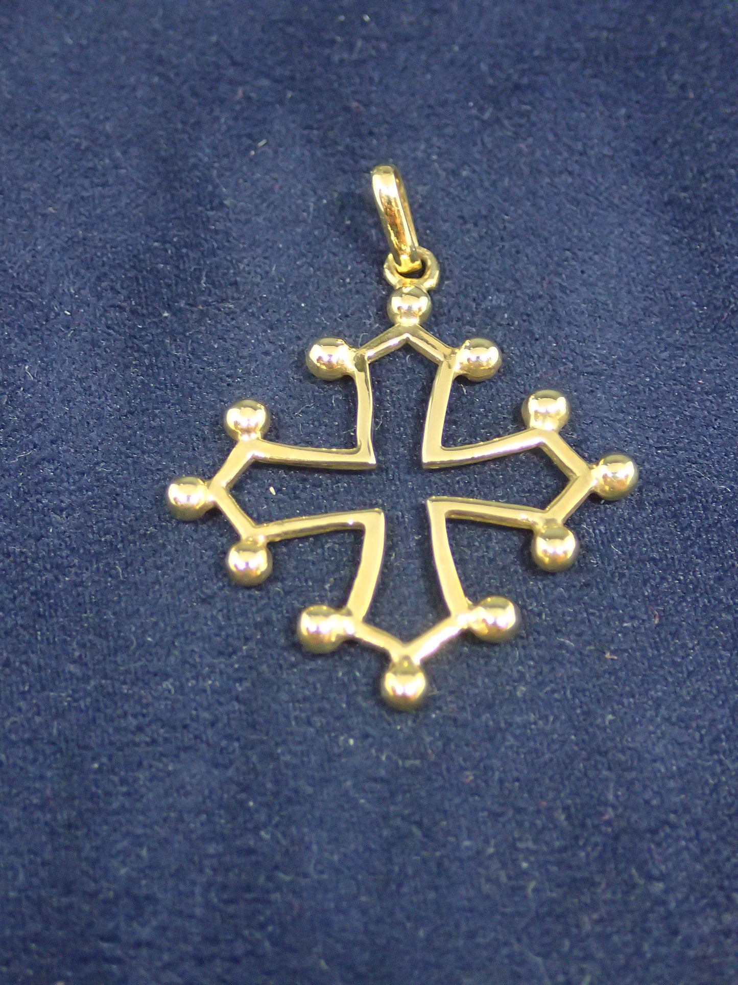 Pendentif croix du Languedoc en or jaune 750/ème de 3.7g / Bijoux d'occasion