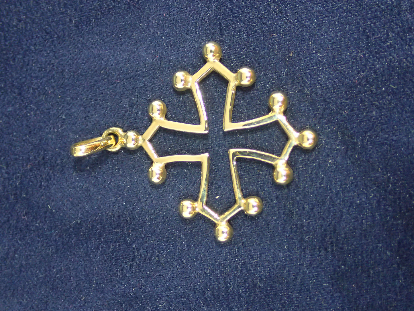 Pendentif croix du Languedoc en or jaune 750/ème de 3.7g / Bijoux d'occasion