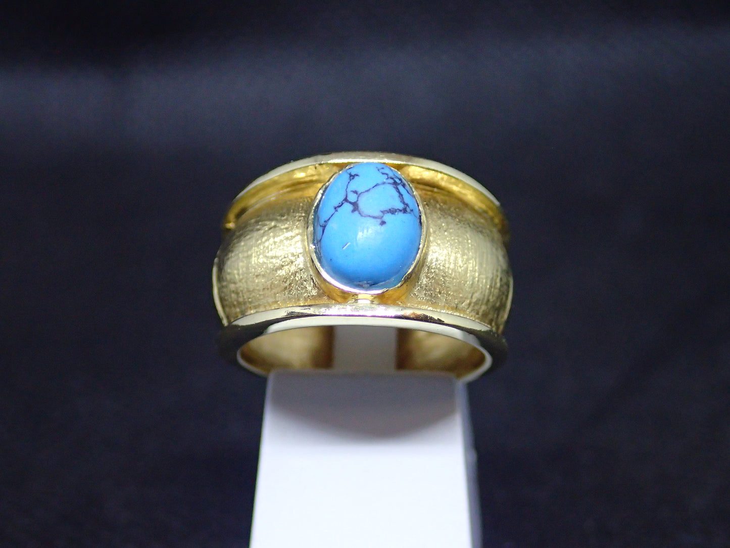 Bague jonc en or jaune 750/ème de 4.25g, turquoise / Bijoux d'occasion