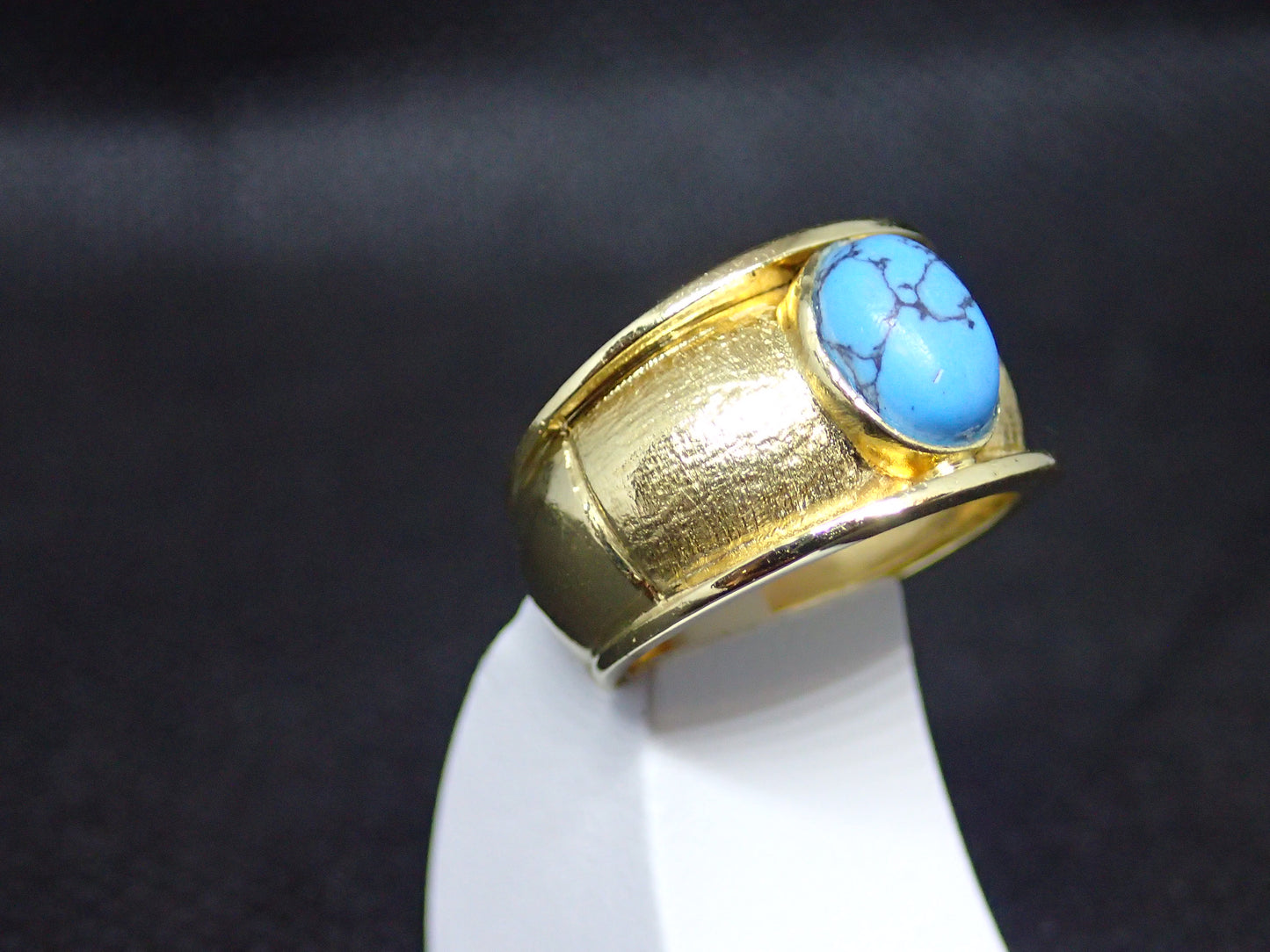 Bague jonc en or jaune 750/ème de 4.25g, turquoise / Bijoux d'occasion