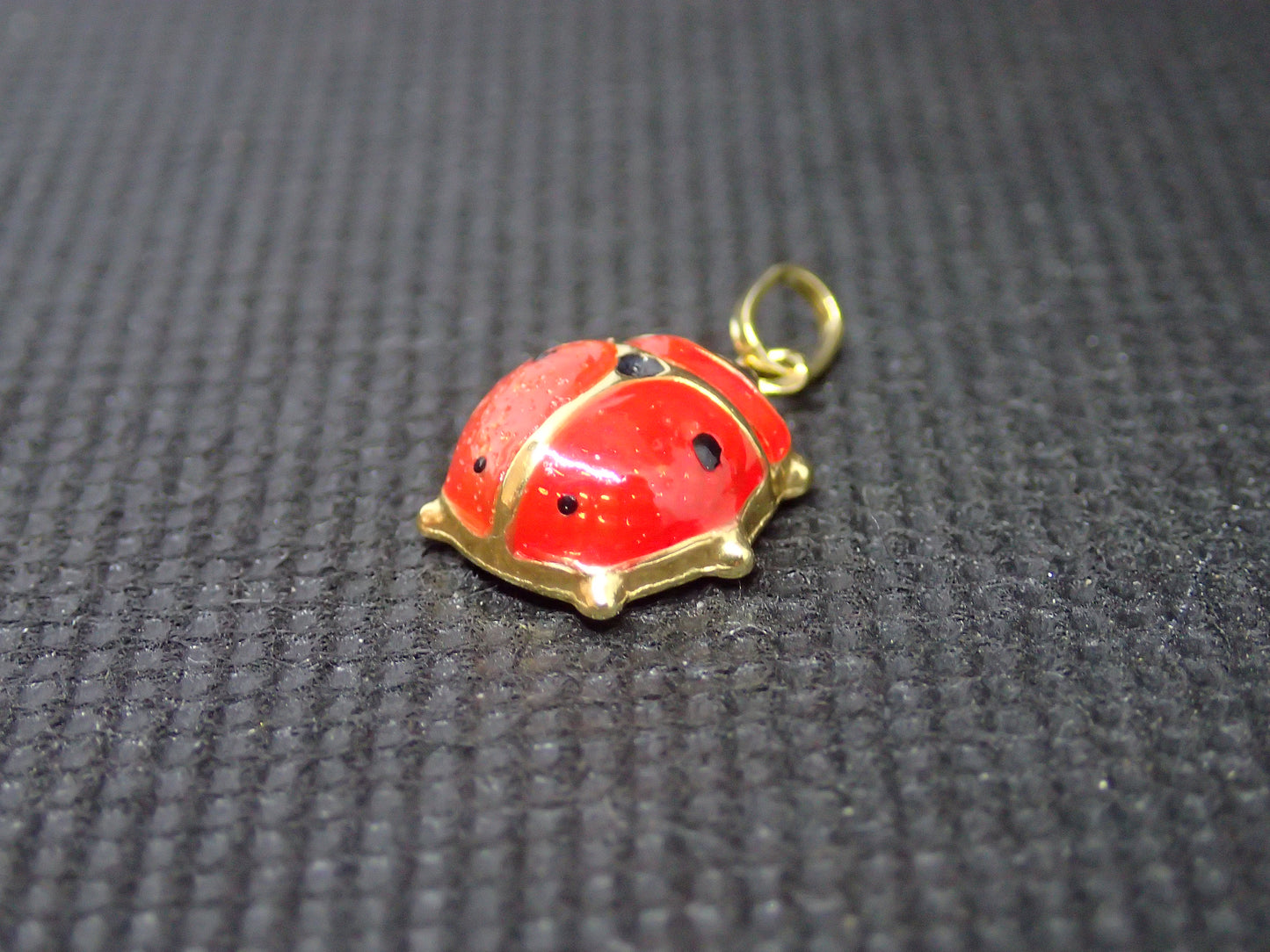 Pendentif coccinelle en or jaune 750/ème de 0.78g / Bijoux d'occasion