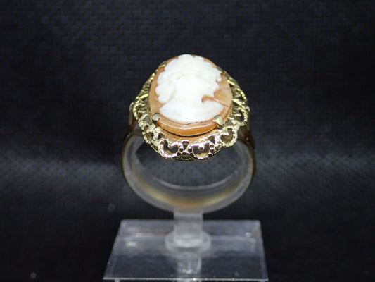 Bague camée en or jaune 750/ème de 3.42g / Bijoux d'occasion