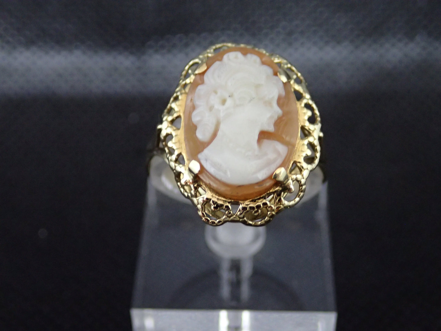 Bague camée en or jaune 750/ème de 3.42g / Bijoux d'occasion