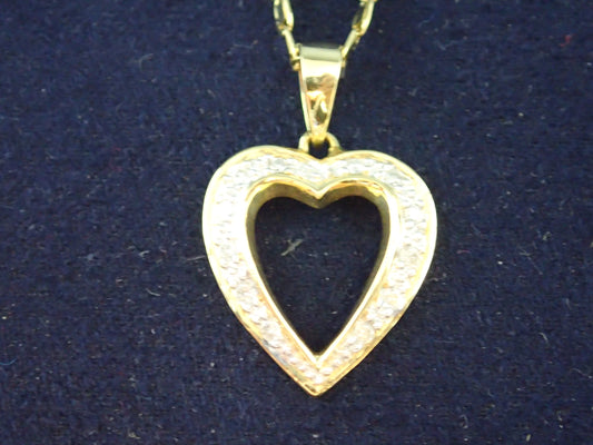 Collier et pendentif coeur en or jaune 750/ème de 4.88g, diamant / Bijoux d'occasion